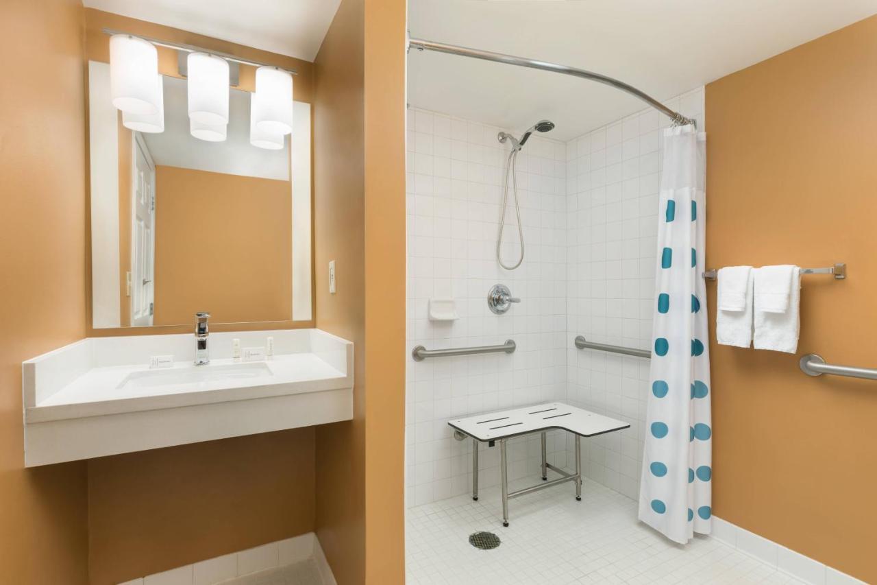 Mainstay Suites Mt Laurel - Philadelphia Mount Laurel Eksteriør billede