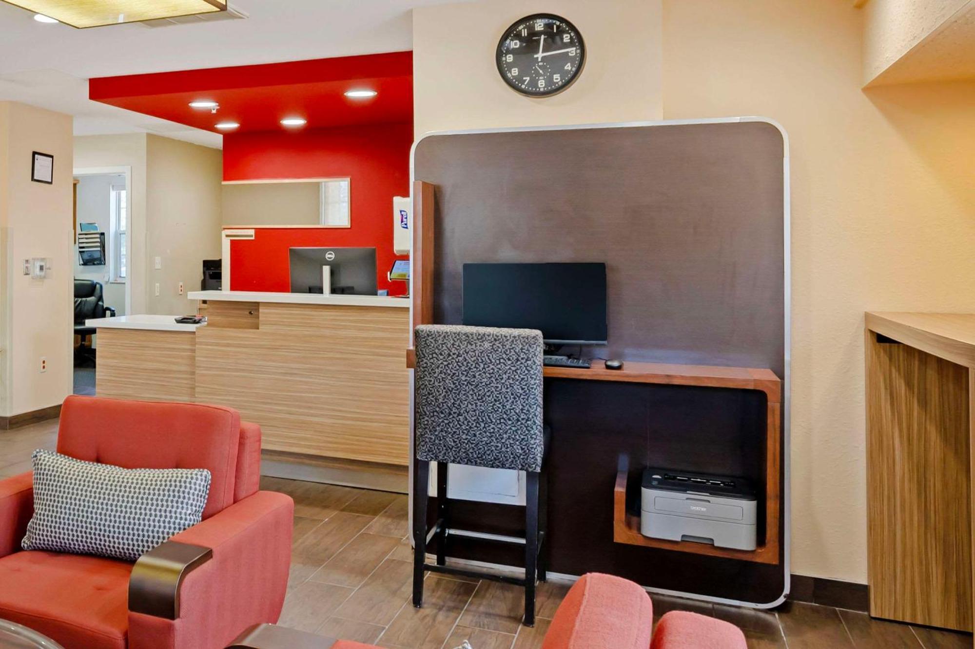 Mainstay Suites Mt Laurel - Philadelphia Mount Laurel Eksteriør billede