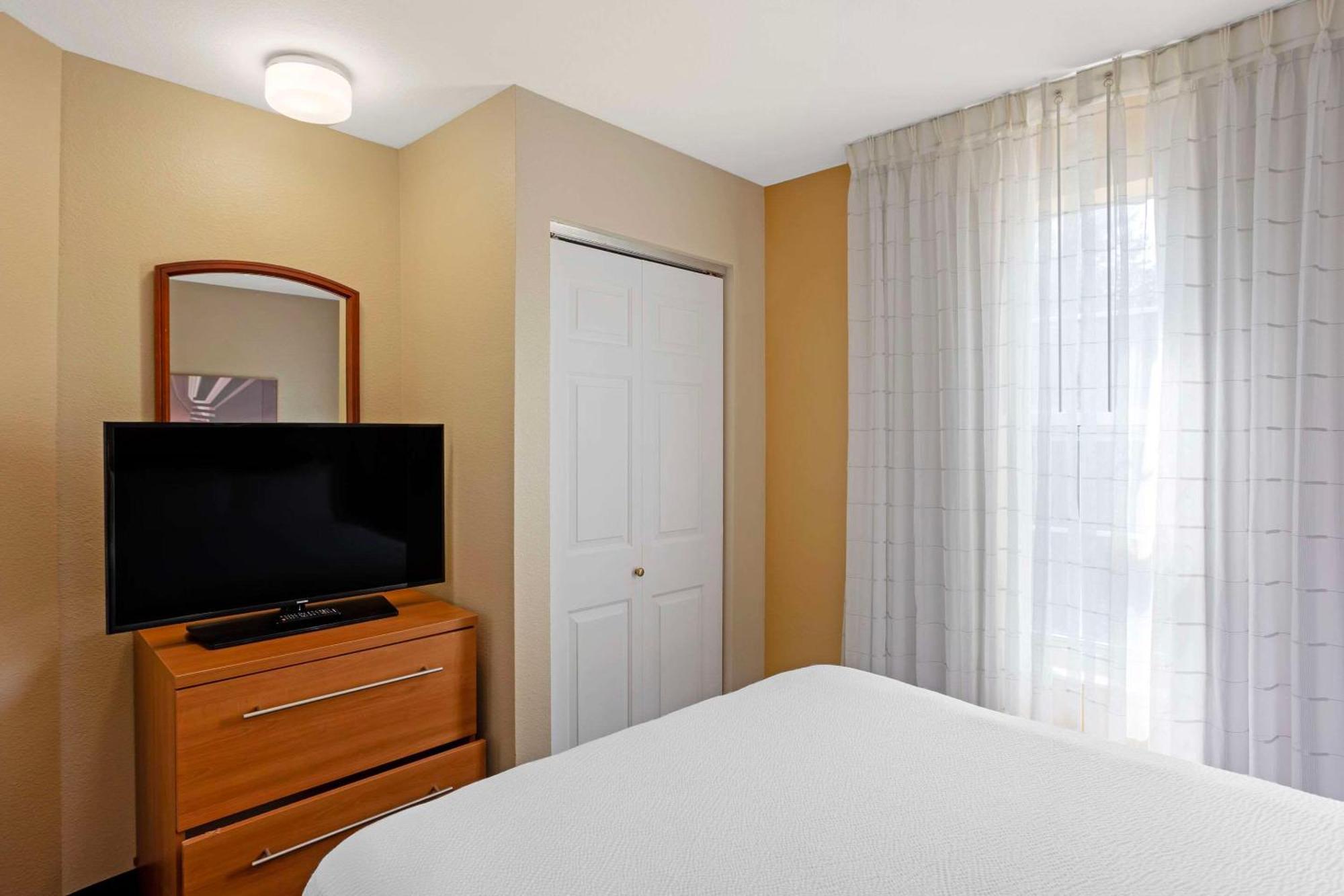 Mainstay Suites Mt Laurel - Philadelphia Mount Laurel Eksteriør billede