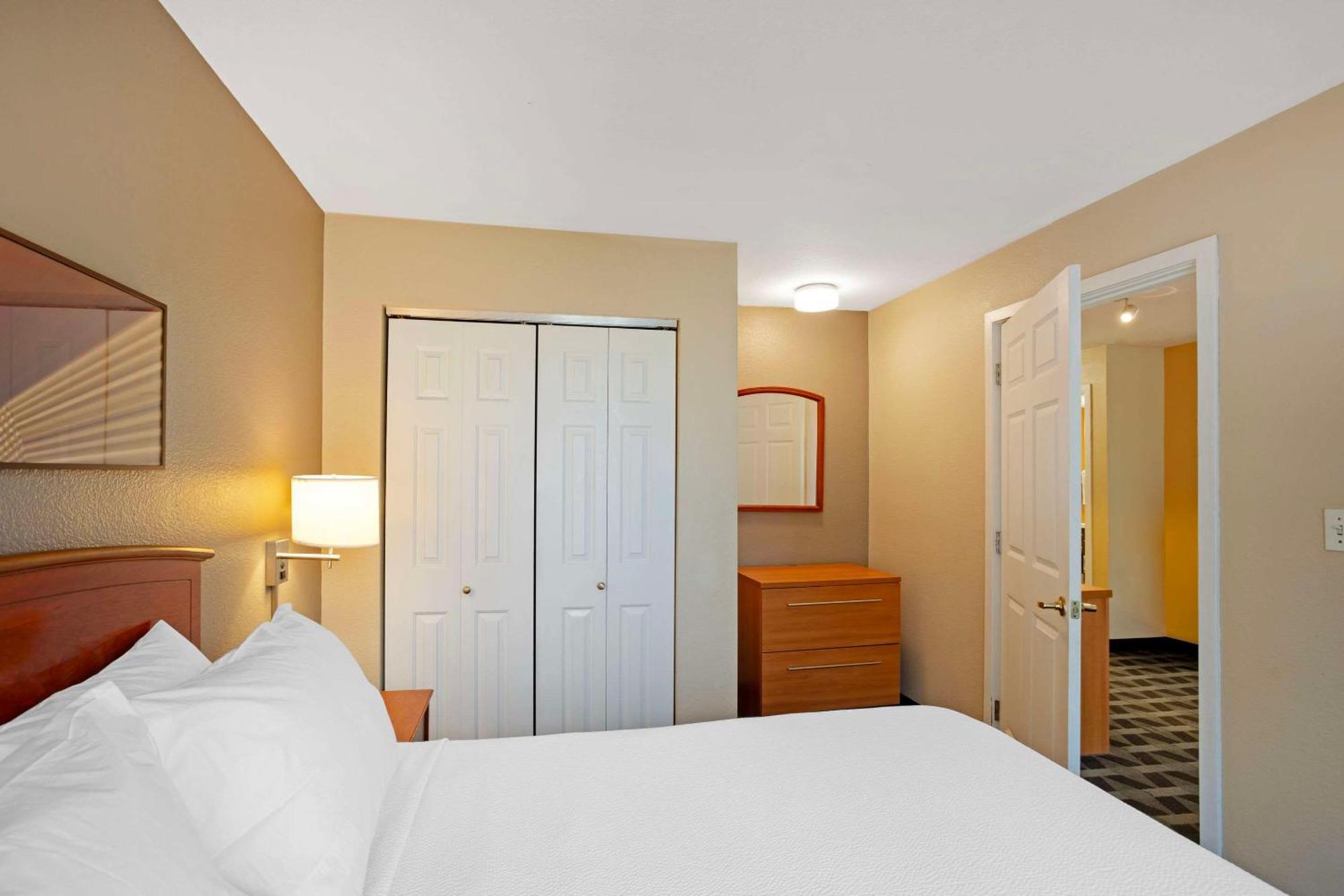 Mainstay Suites Mt Laurel - Philadelphia Mount Laurel Eksteriør billede