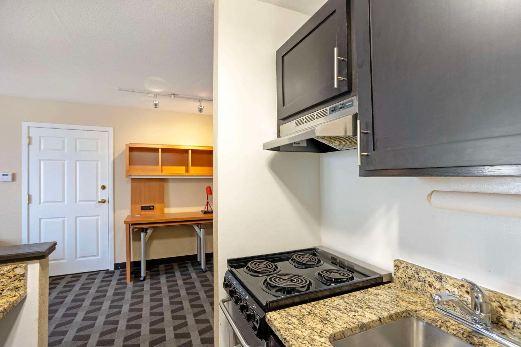 Mainstay Suites Mt Laurel - Philadelphia Mount Laurel Eksteriør billede