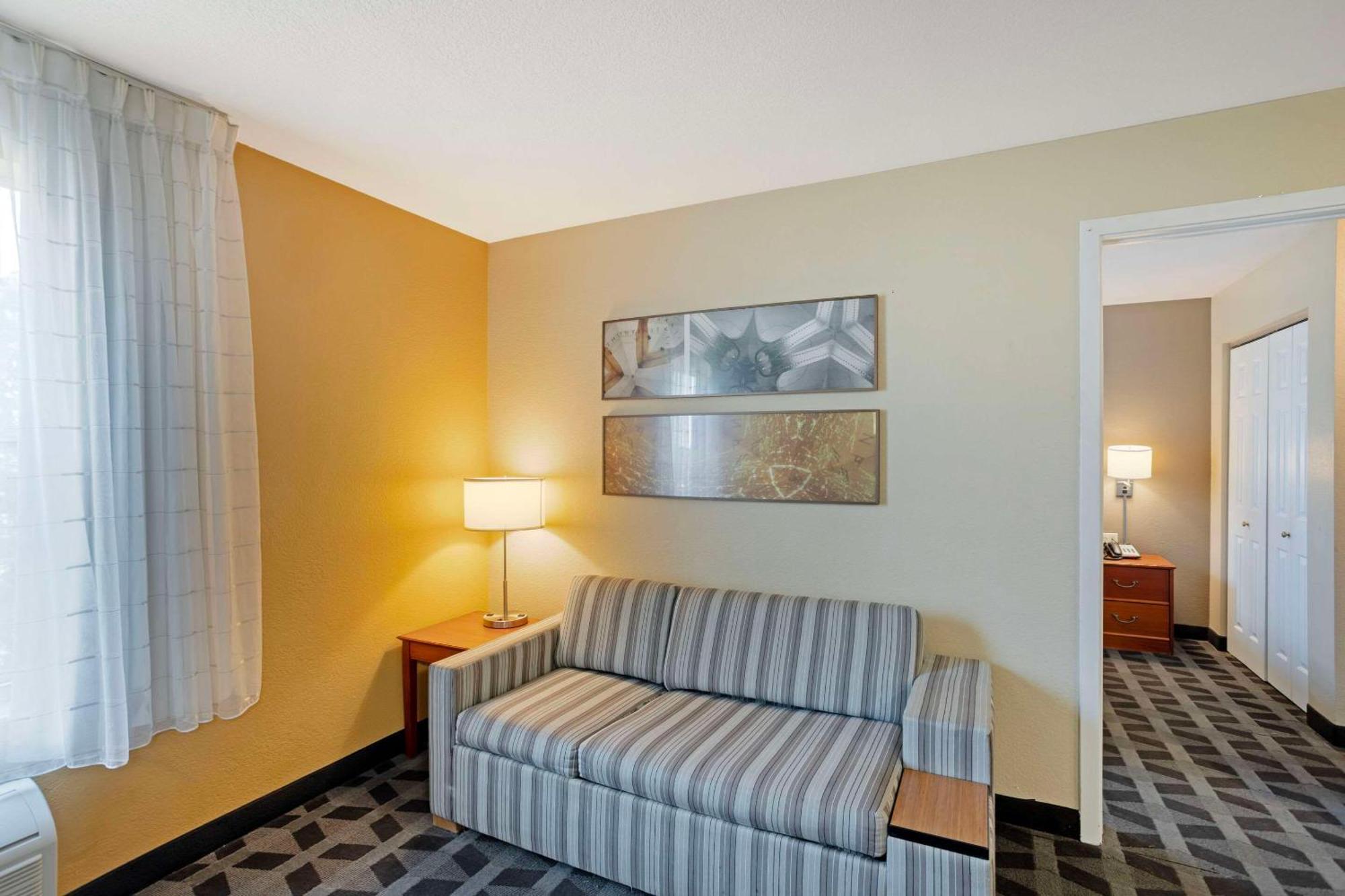 Mainstay Suites Mt Laurel - Philadelphia Mount Laurel Eksteriør billede
