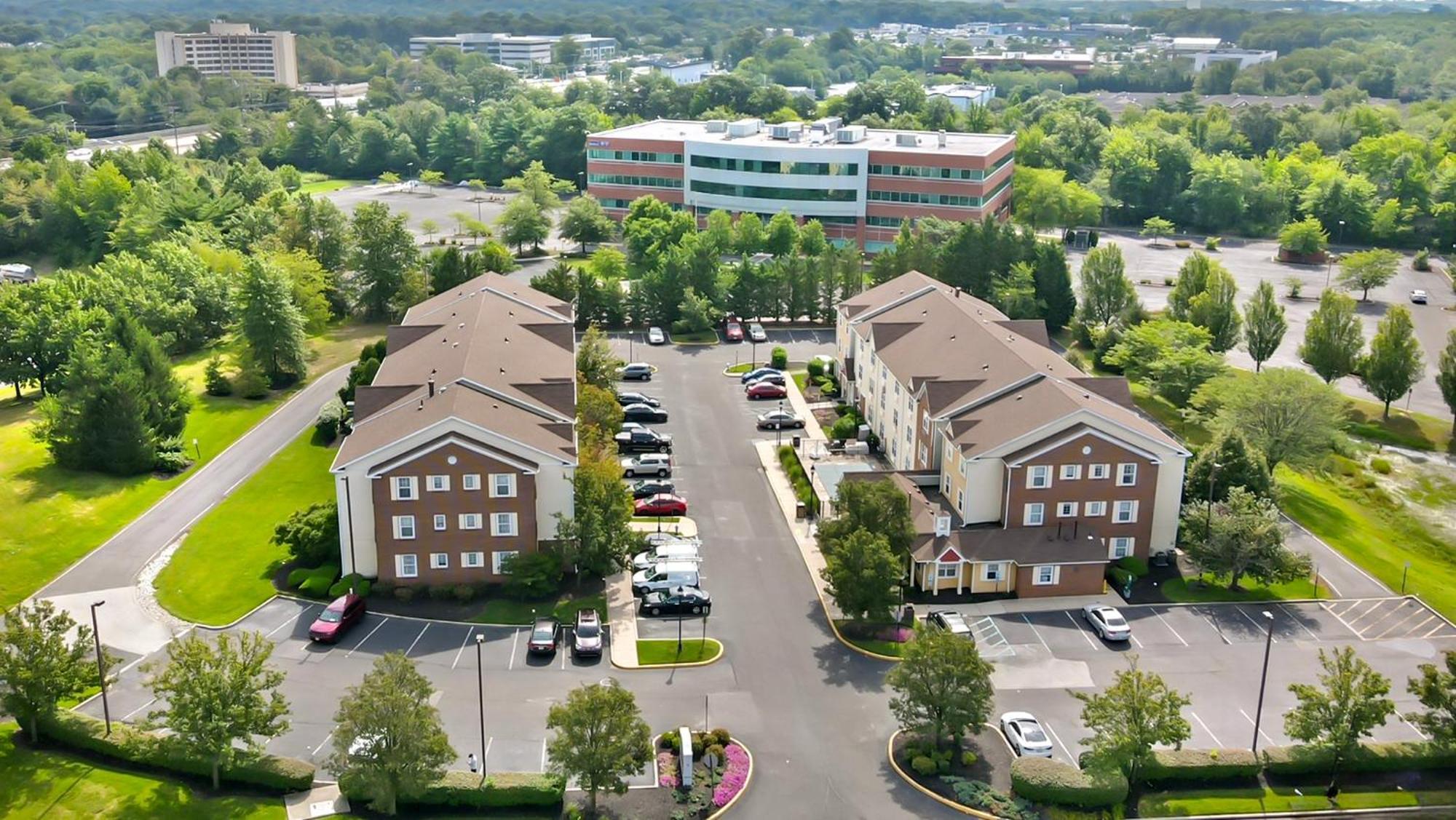 Mainstay Suites Mt Laurel - Philadelphia Mount Laurel Eksteriør billede