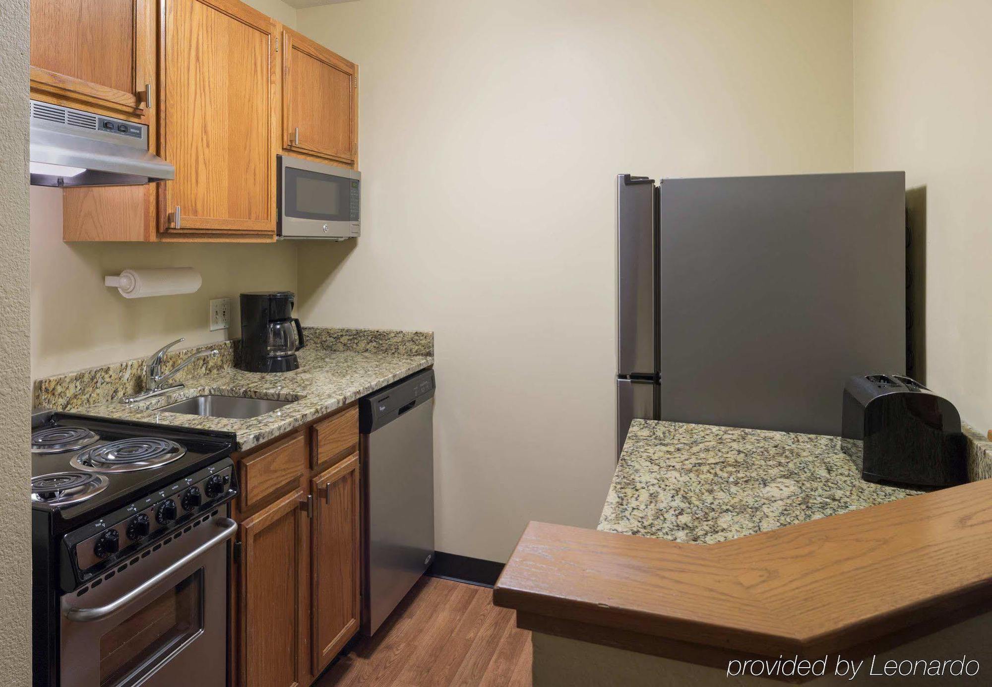Mainstay Suites Mt Laurel - Philadelphia Mount Laurel Eksteriør billede